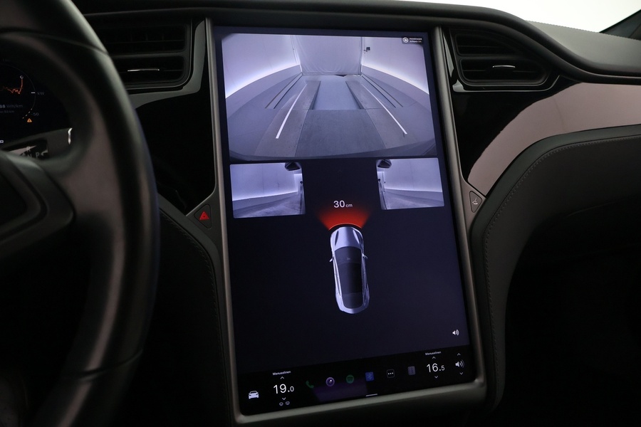 Tesla Model S vaihtoauto