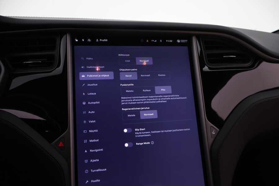 Tesla Model S vaihtoauto