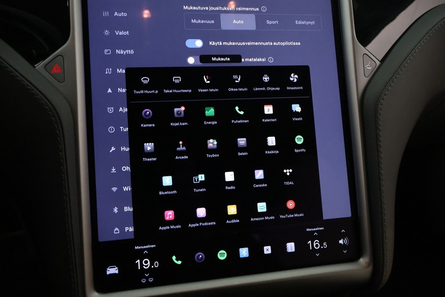 Tesla Model S vaihtoauto