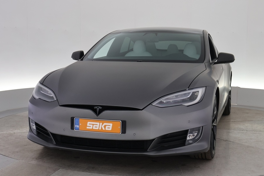 Tesla Model S vaihtoauto