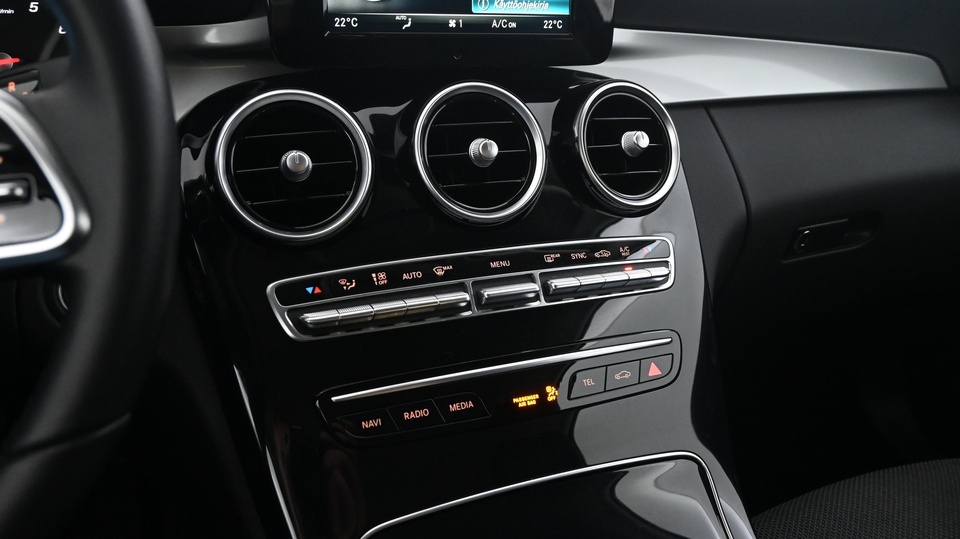 Mercedes-Benz C vaihtoauto