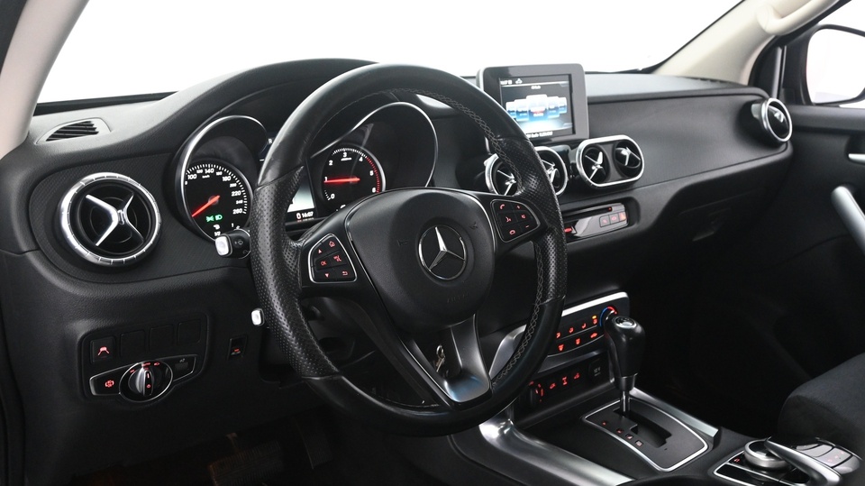 Mercedes-Benz X vaihtoauto