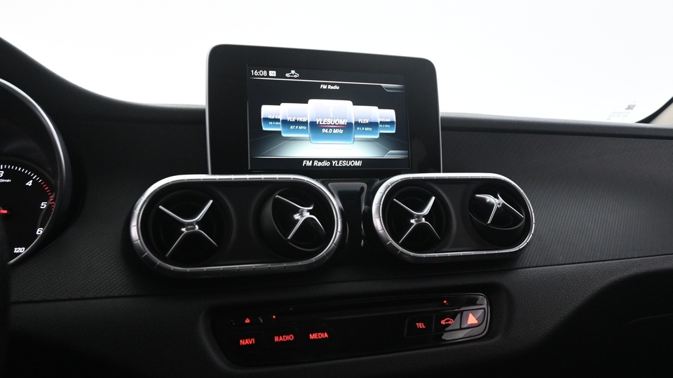 Mercedes-Benz X vaihtoauto