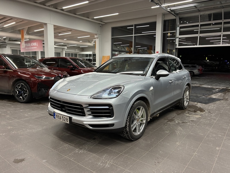 Porsche Cayenne vaihtoauto