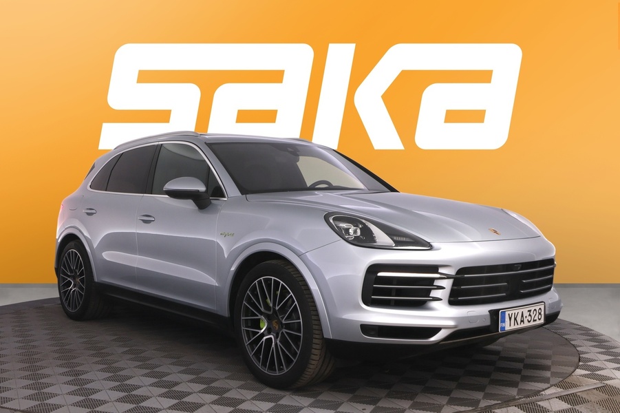 Porsche Cayenne vaihtoauto