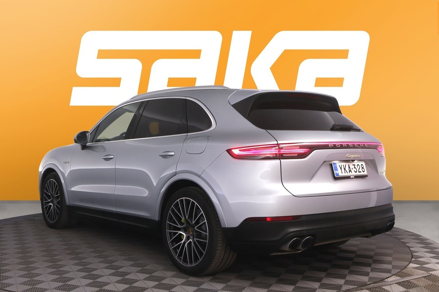 Porsche Cayenne vaihtoauto