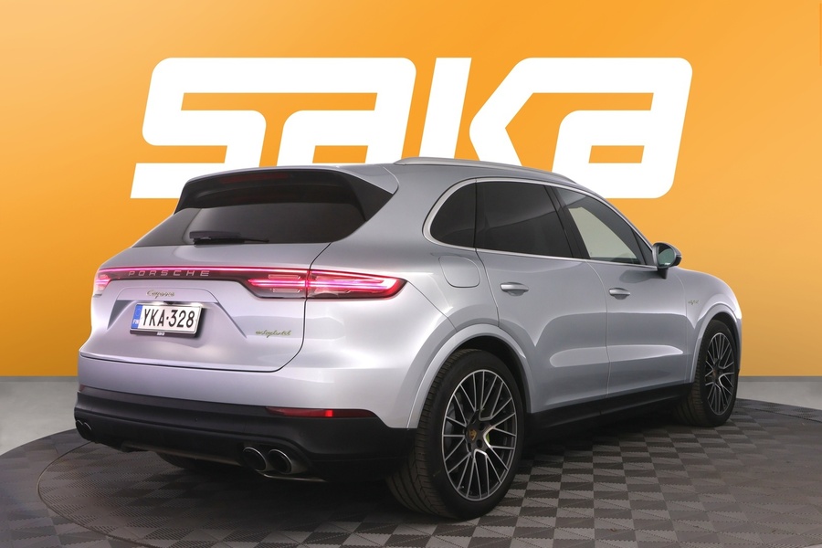 Porsche Cayenne vaihtoauto
