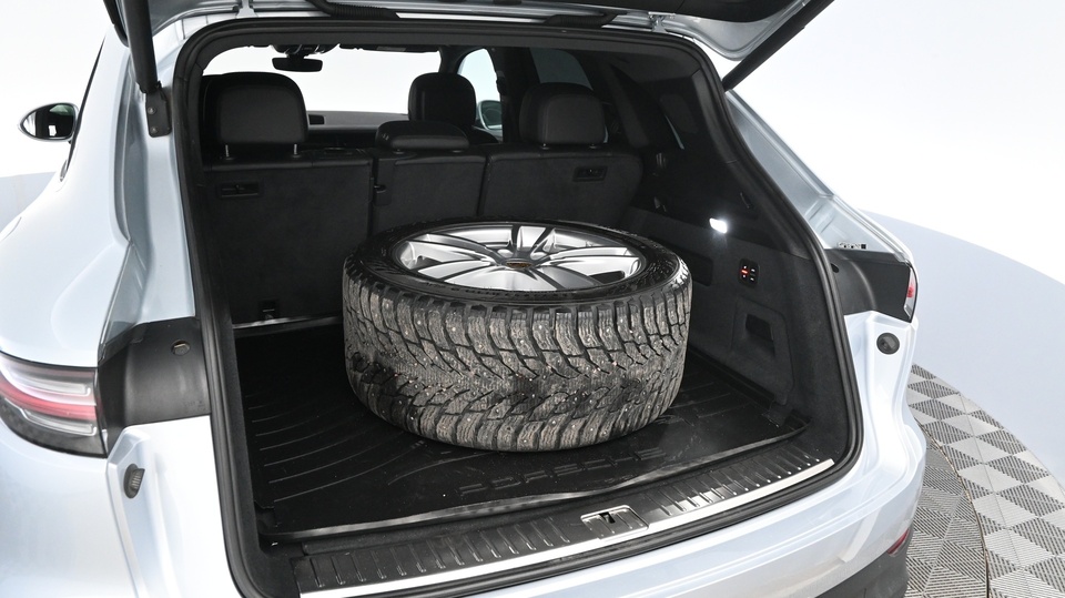 Porsche Cayenne vaihtoauto