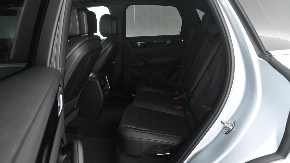 Porsche Cayenne vaihtoauto