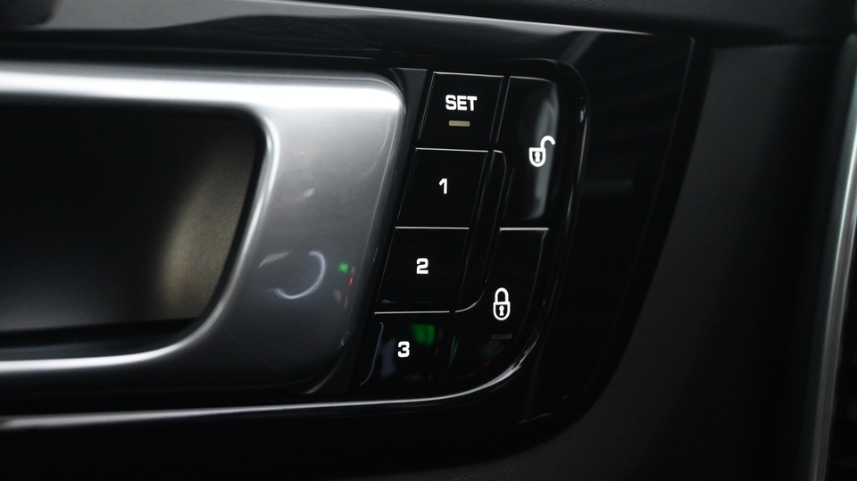 Porsche Cayenne vaihtoauto