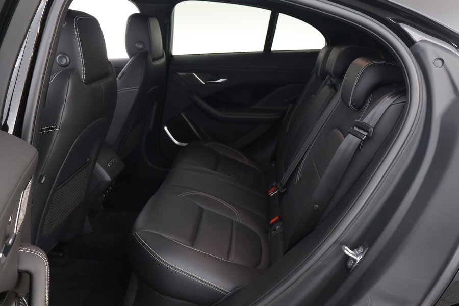 Jaguar I-PACE vaihtoauto