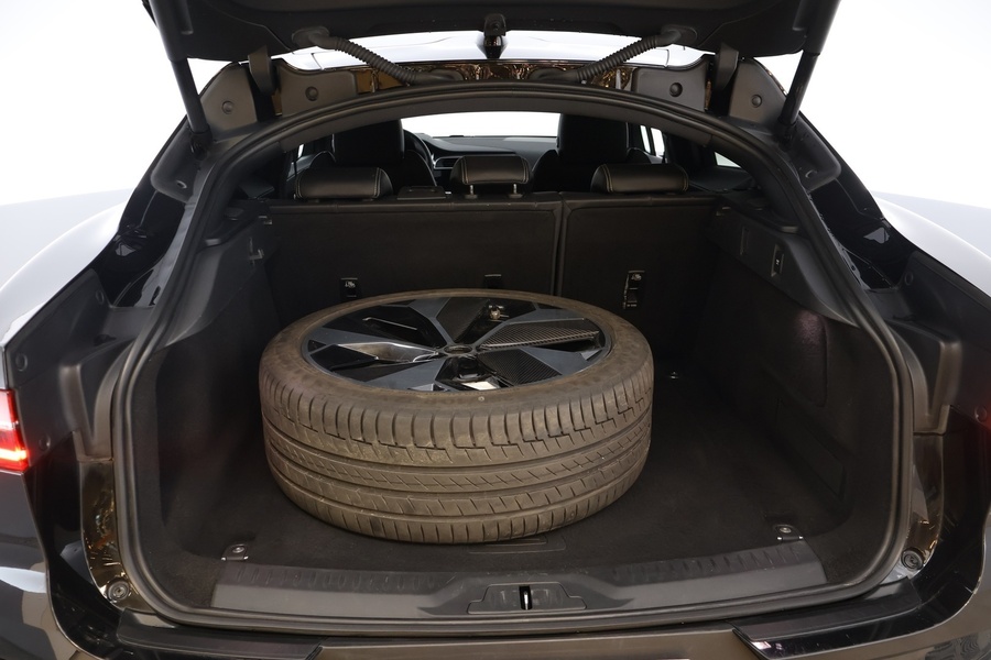 Jaguar I-PACE vaihtoauto