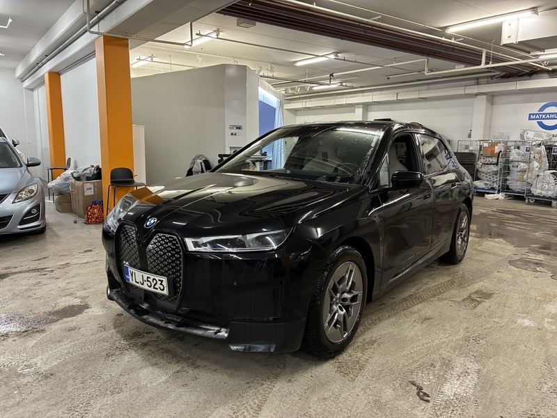 BMW iX vaihtoauto