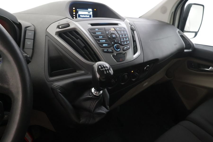 Ford Tourneo Custom vaihtoauto