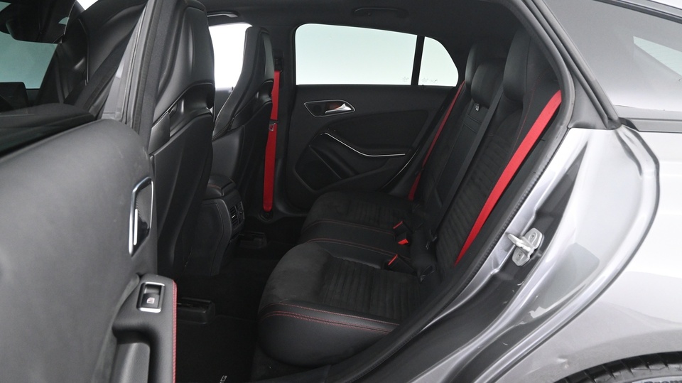 Mercedes-Benz CLA vaihtoauto