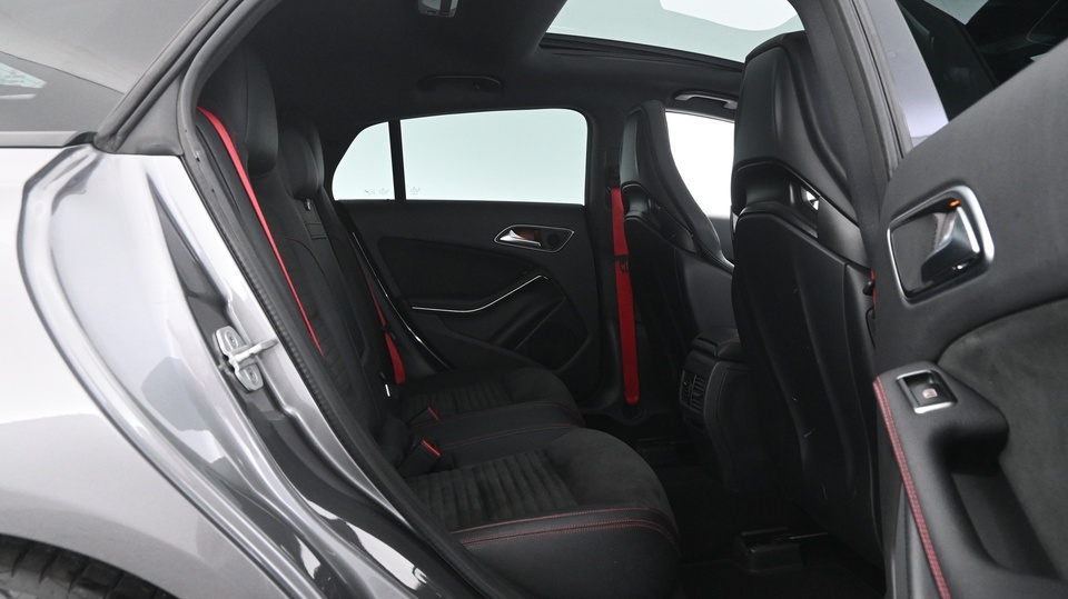 Mercedes-Benz CLA vaihtoauto