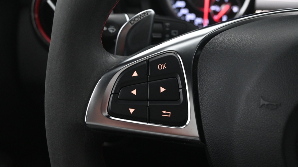 Mercedes-Benz CLA vaihtoauto