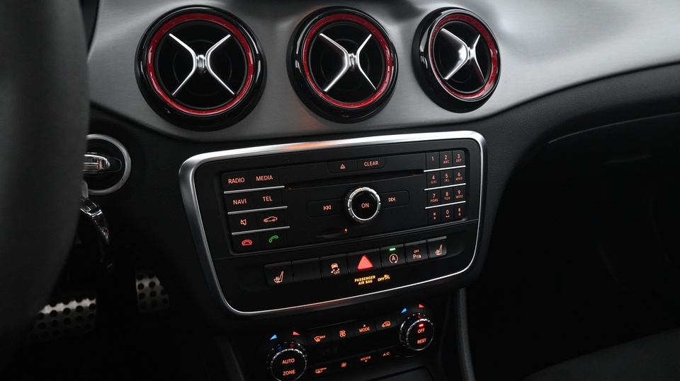 Mercedes-Benz CLA vaihtoauto