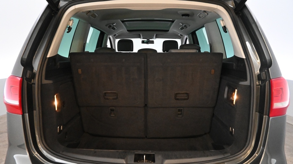 Volkswagen Sharan vaihtoauto