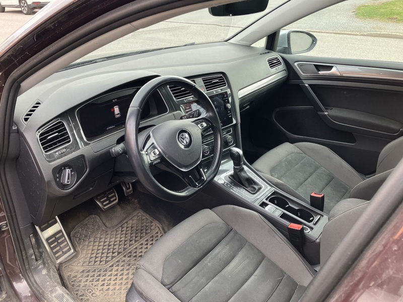 Volkswagen Golf vaihtoauto