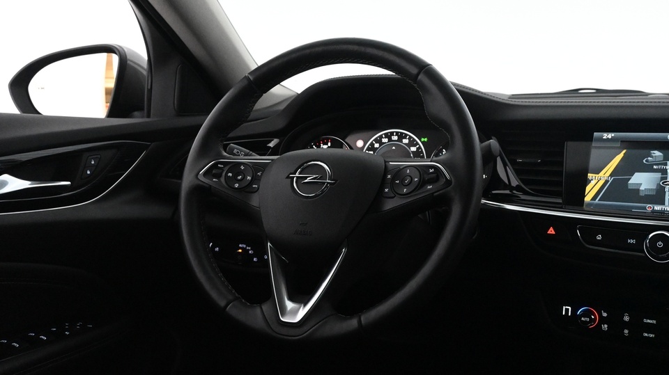 Opel Insignia vaihtoauto