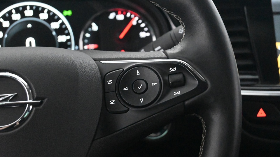 Opel Insignia vaihtoauto