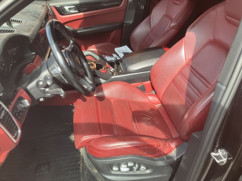 Porsche Cayenne vaihtoauto