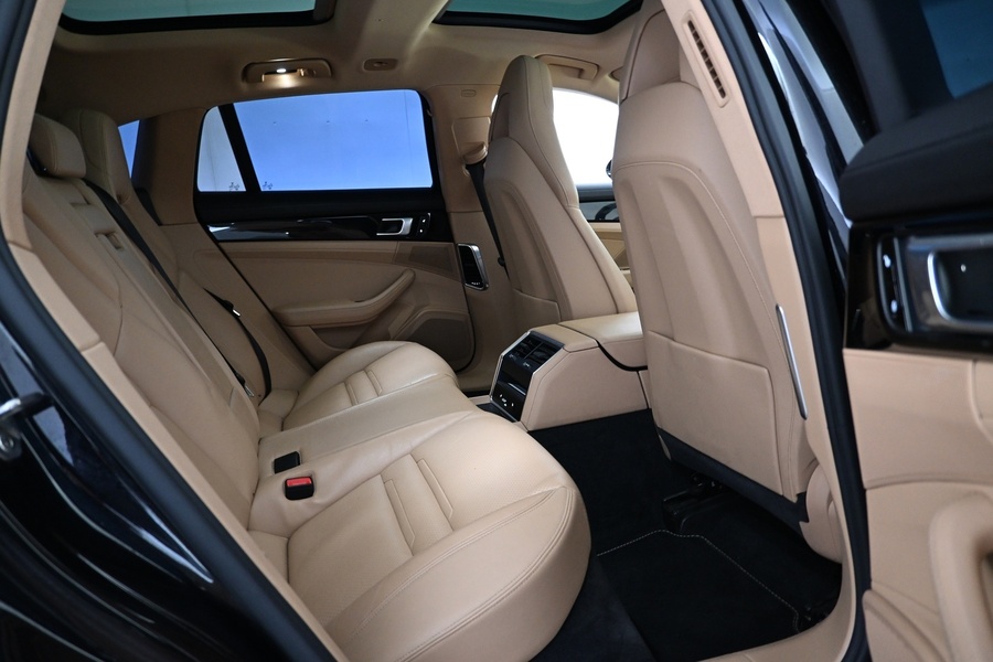 Porsche Panamera vaihtoauto