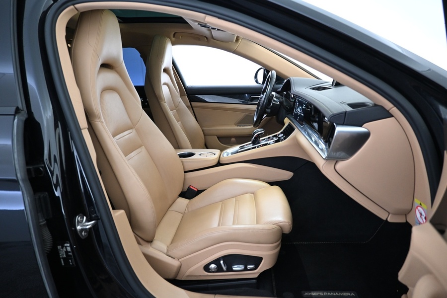 Porsche Panamera vaihtoauto