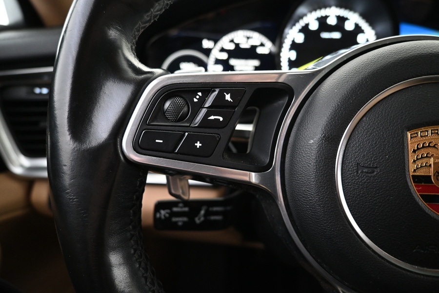 Porsche Panamera vaihtoauto