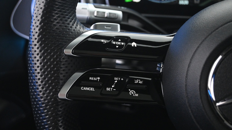 Mercedes-Benz EQS vaihtoauto