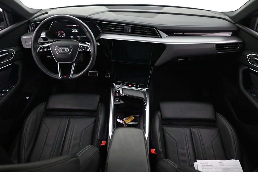 Audi Q8 e-tron vaihtoauto