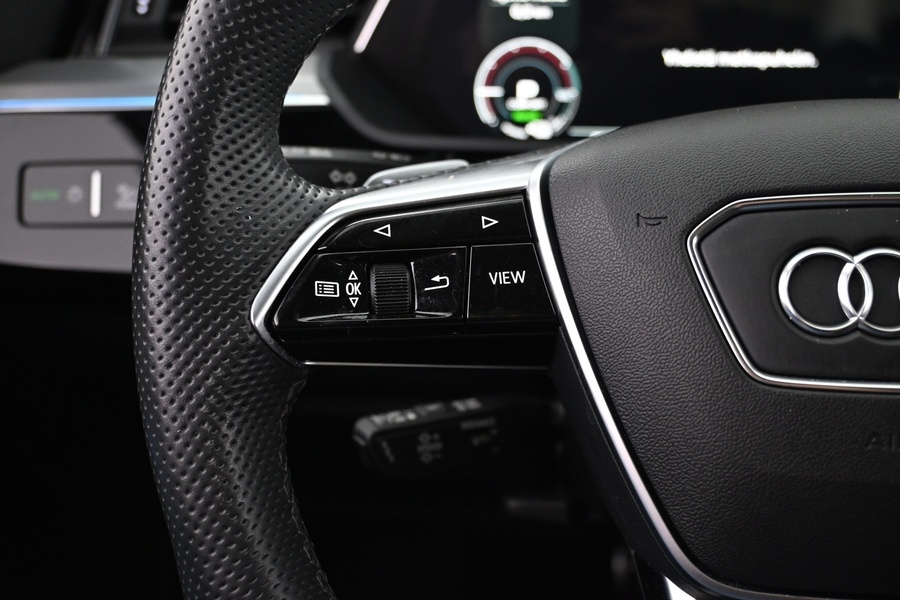 Audi Q8 e-tron vaihtoauto