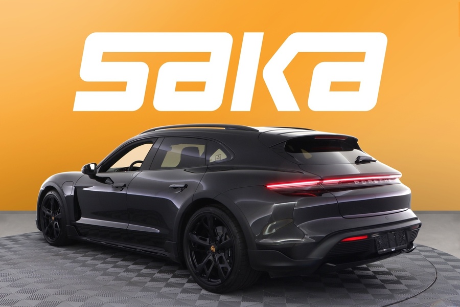 Porsche Taycan vaihtoauto