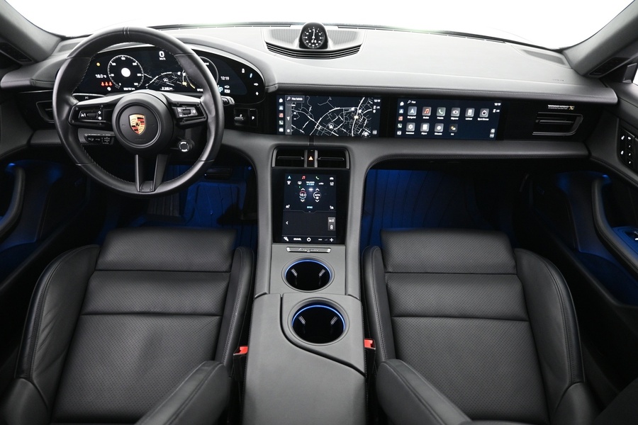 Porsche Taycan vaihtoauto