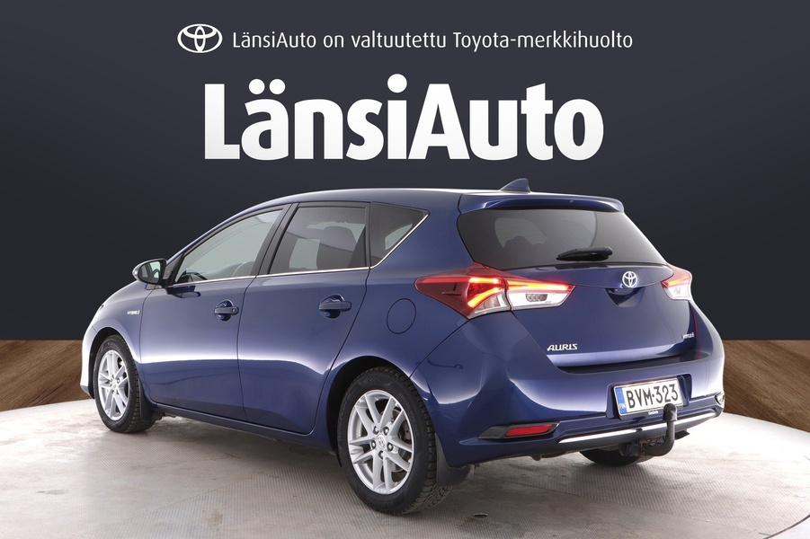 Toyota Auris vaihtoauto