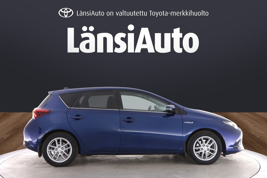 Toyota Auris vaihtoauto