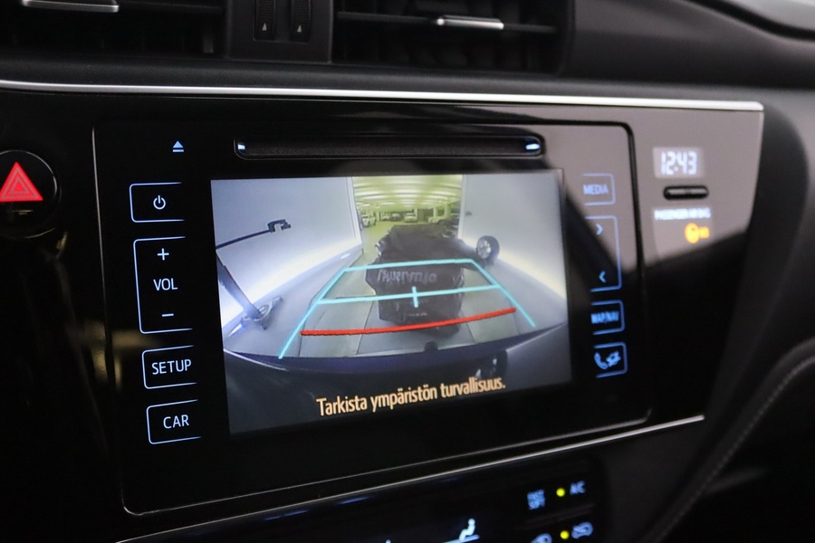 Toyota Auris vaihtoauto