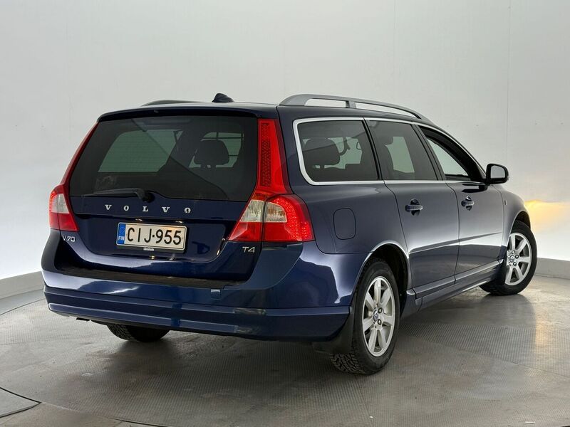 Volvo V70 vaihtoauto