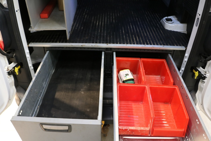 Ford Transit Courier vaihtoauto