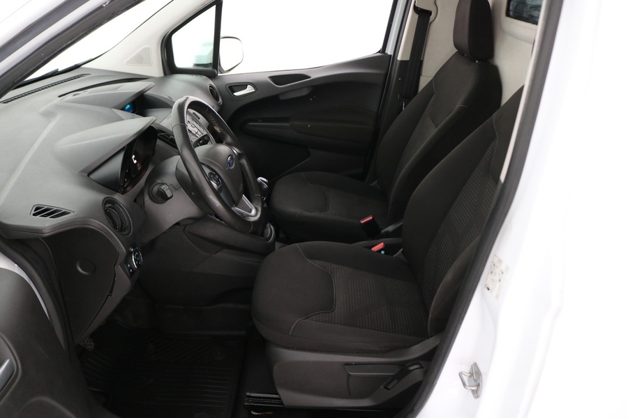 Ford Transit Courier vaihtoauto