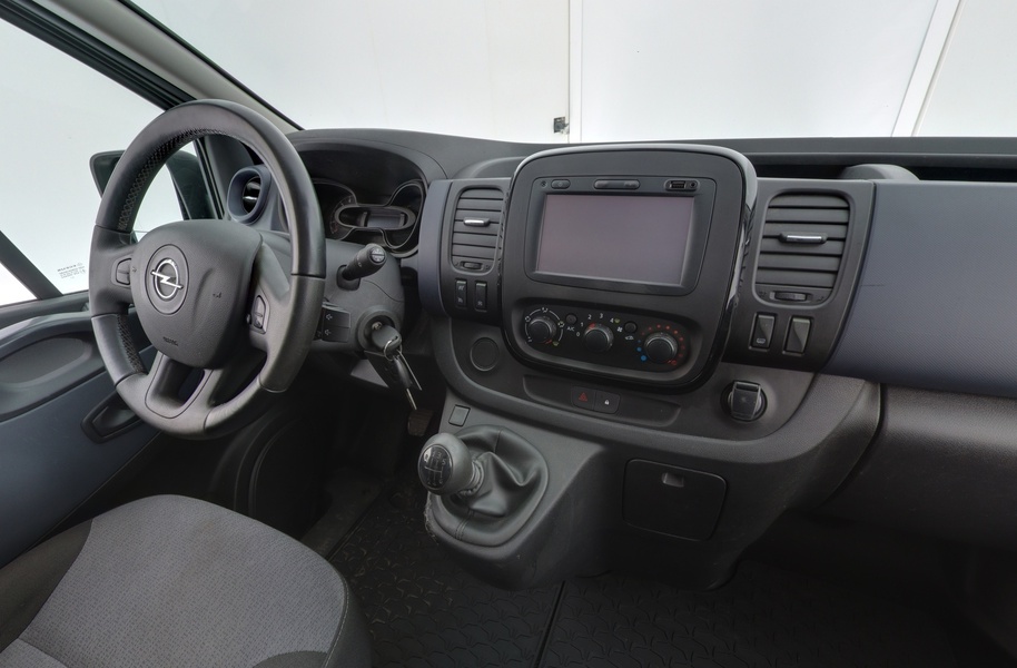 Opel Vivaro vaihtoauto