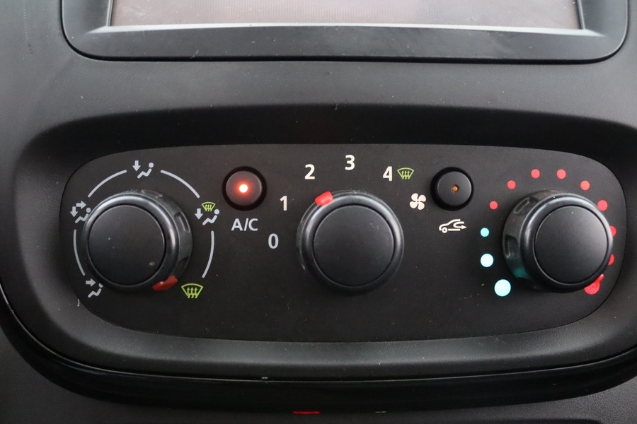 Opel Vivaro vaihtoauto