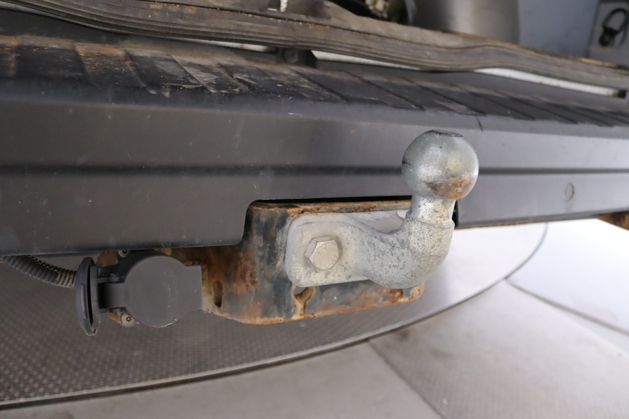 Opel Vivaro vaihtoauto