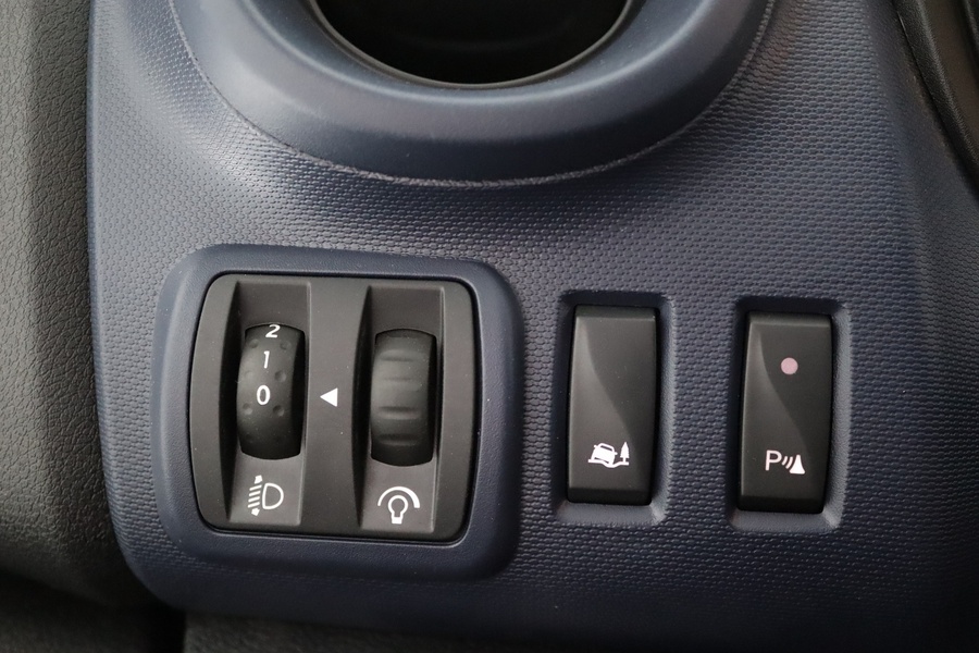 Opel Vivaro vaihtoauto