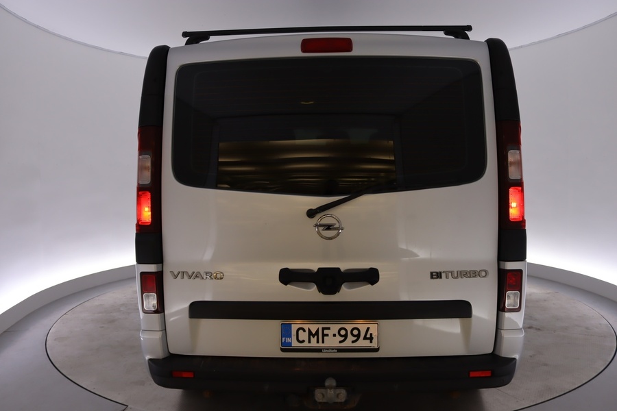 Opel Vivaro vaihtoauto