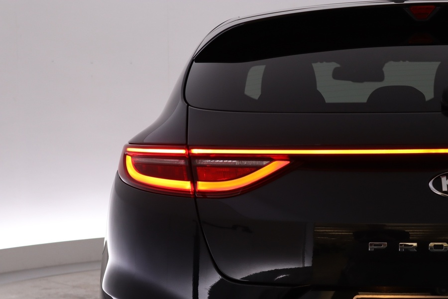 Kia Proceed vaihtoauto