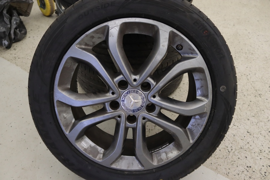 Mercedes-Benz C vaihtoauto