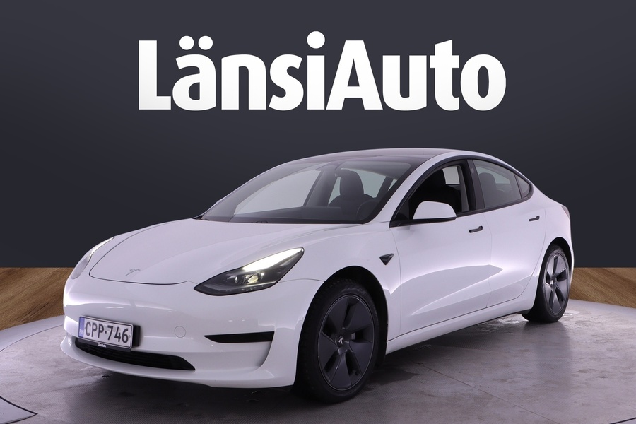 Tesla Model 3 vaihtoauto