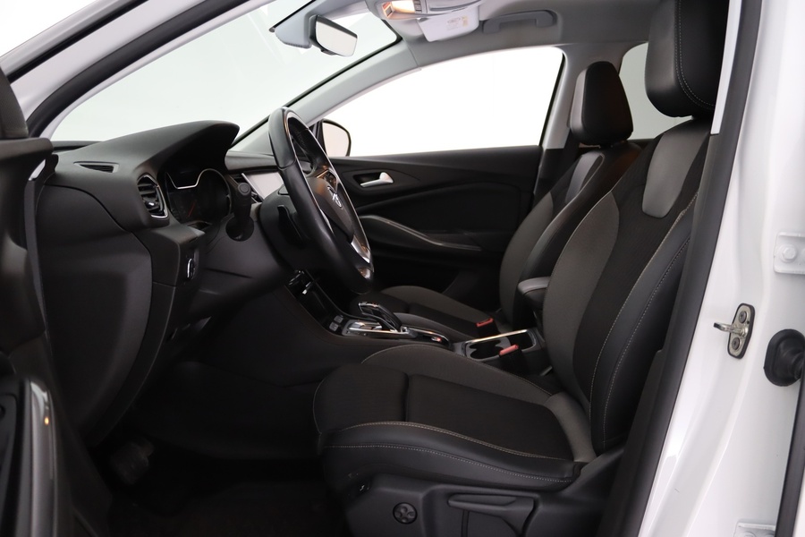 Opel Grandland vaihtoauto